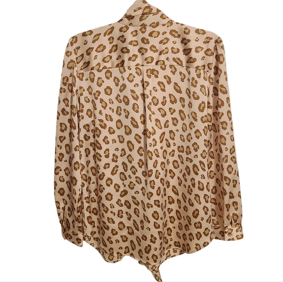 Ann Taylor Factory | Women's Leopard Print Button-Down Blouse (Size Large) - Picture 13 of 13